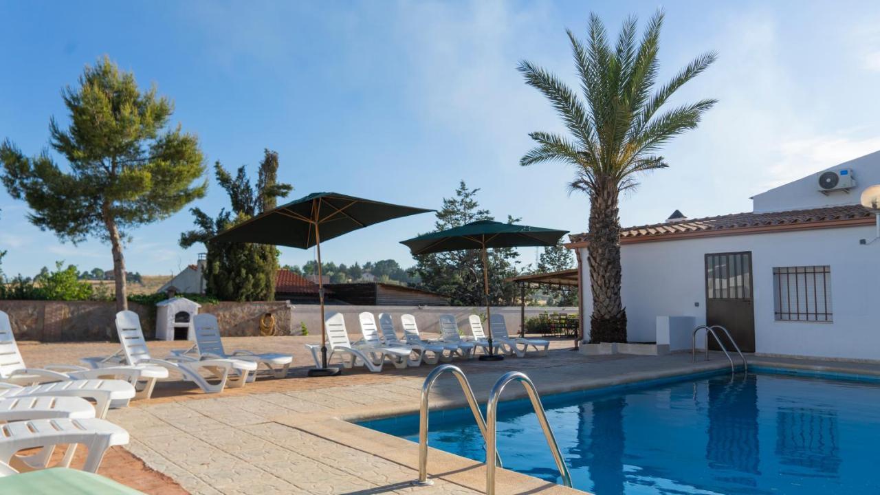 Villa Las Tres Hermanas Albarreal De Tajo By Toledo Ap 外观 照片