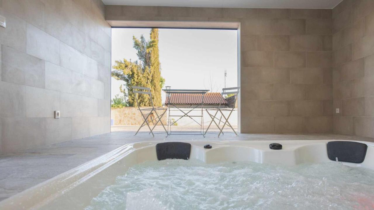 Villa Las Tres Hermanas Albarreal De Tajo By Toledo Ap 外观 照片